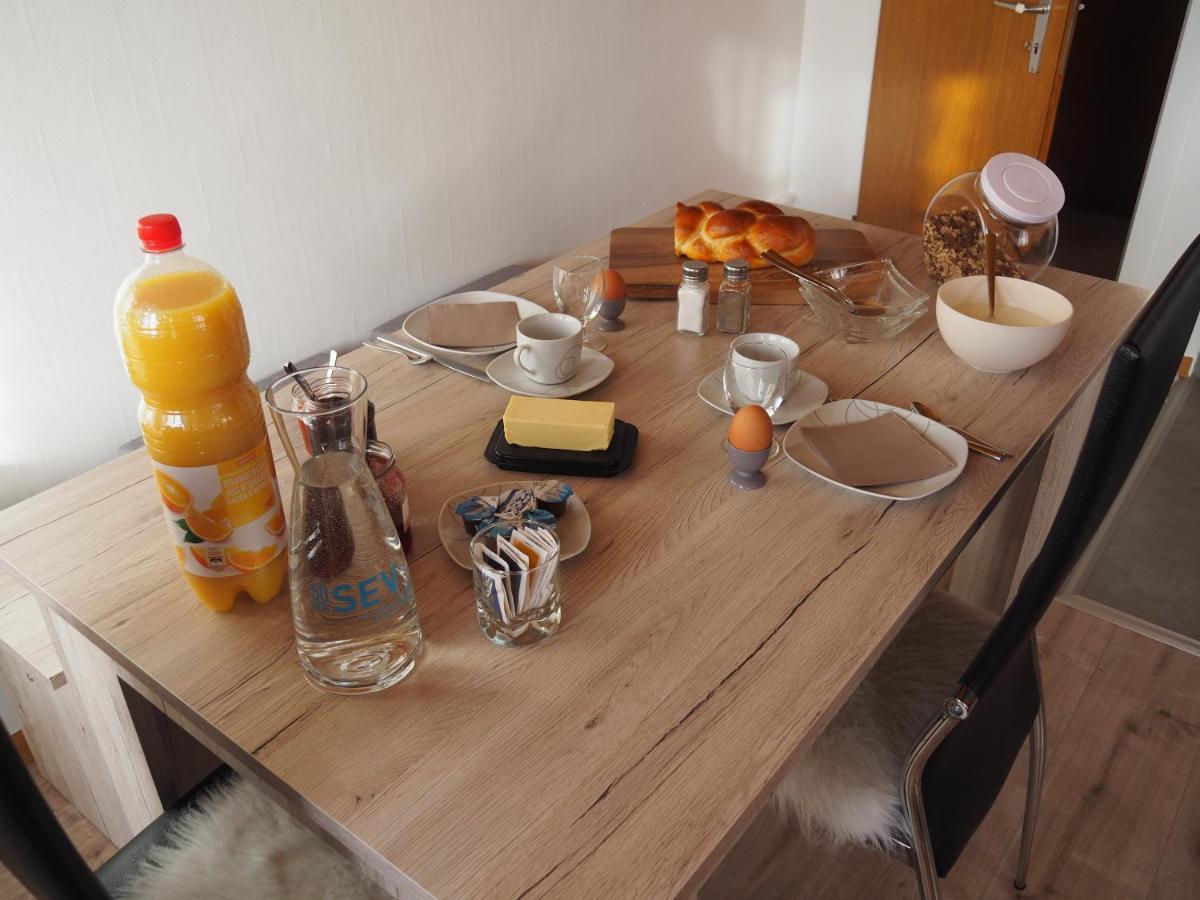 Chez Redamo Apartment Vendlincourt ภายนอก รูปภาพ